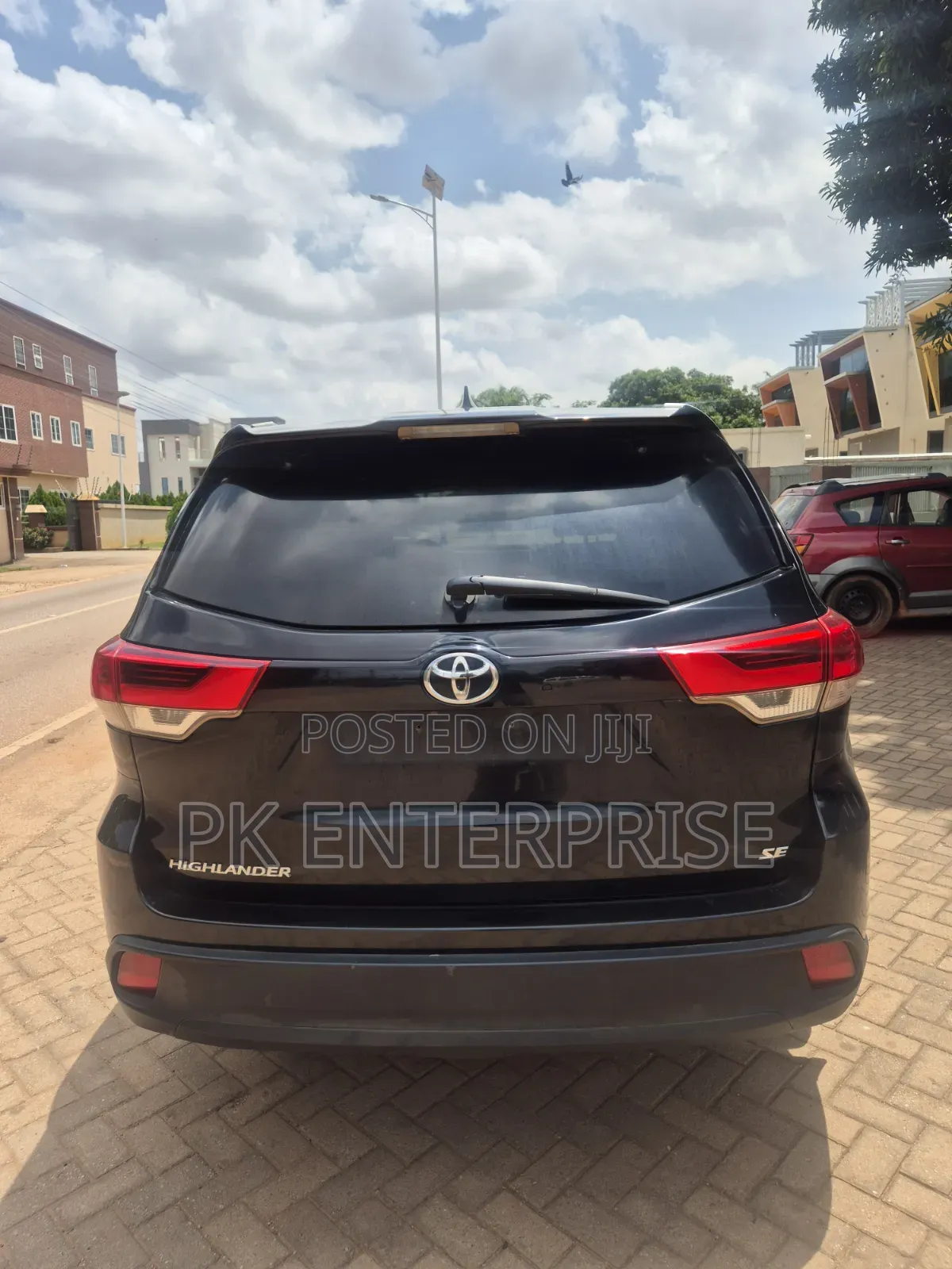 Toyota Highlander SE 4x4 V6 (3.5L 6cyl 8A) 2018 Black