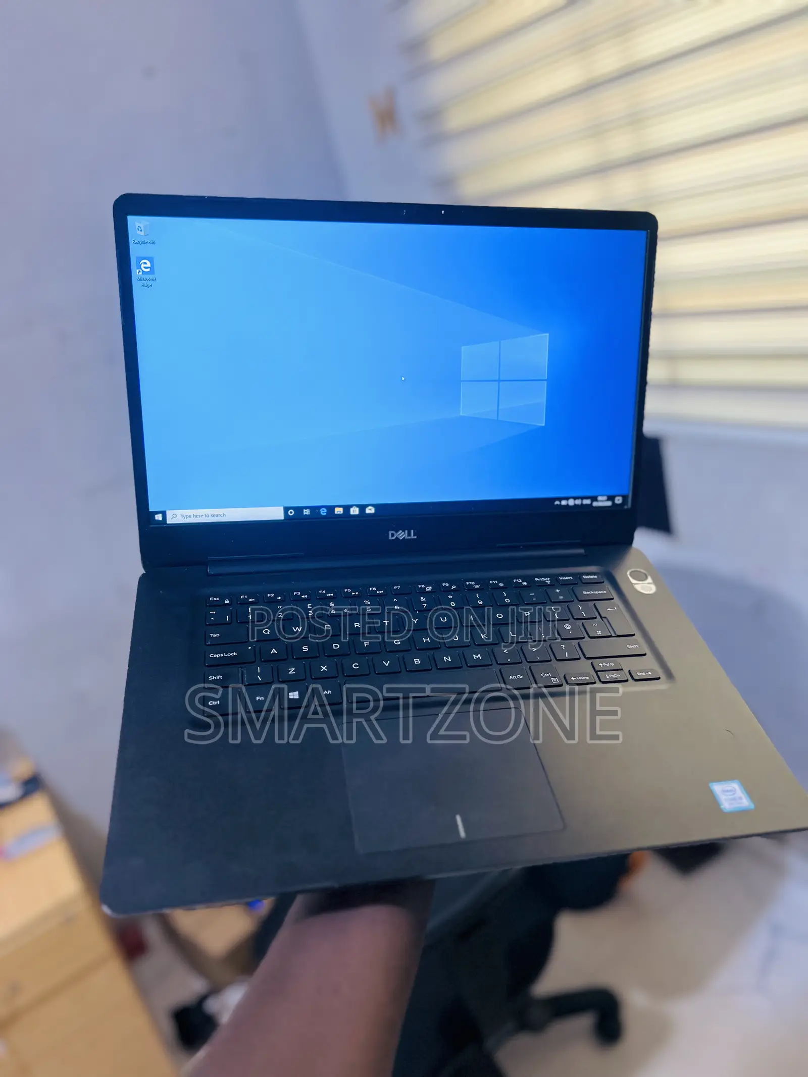 Laptop Dell Vostro 5481 8GB Intel Core i5 HDD+SSD 500GB
