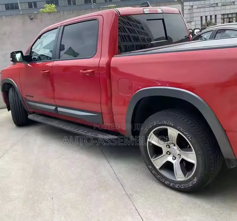 Dodge Ram 1500, 2019,2020,2021,2022,2023,2024 Fender Flares/Mouldings