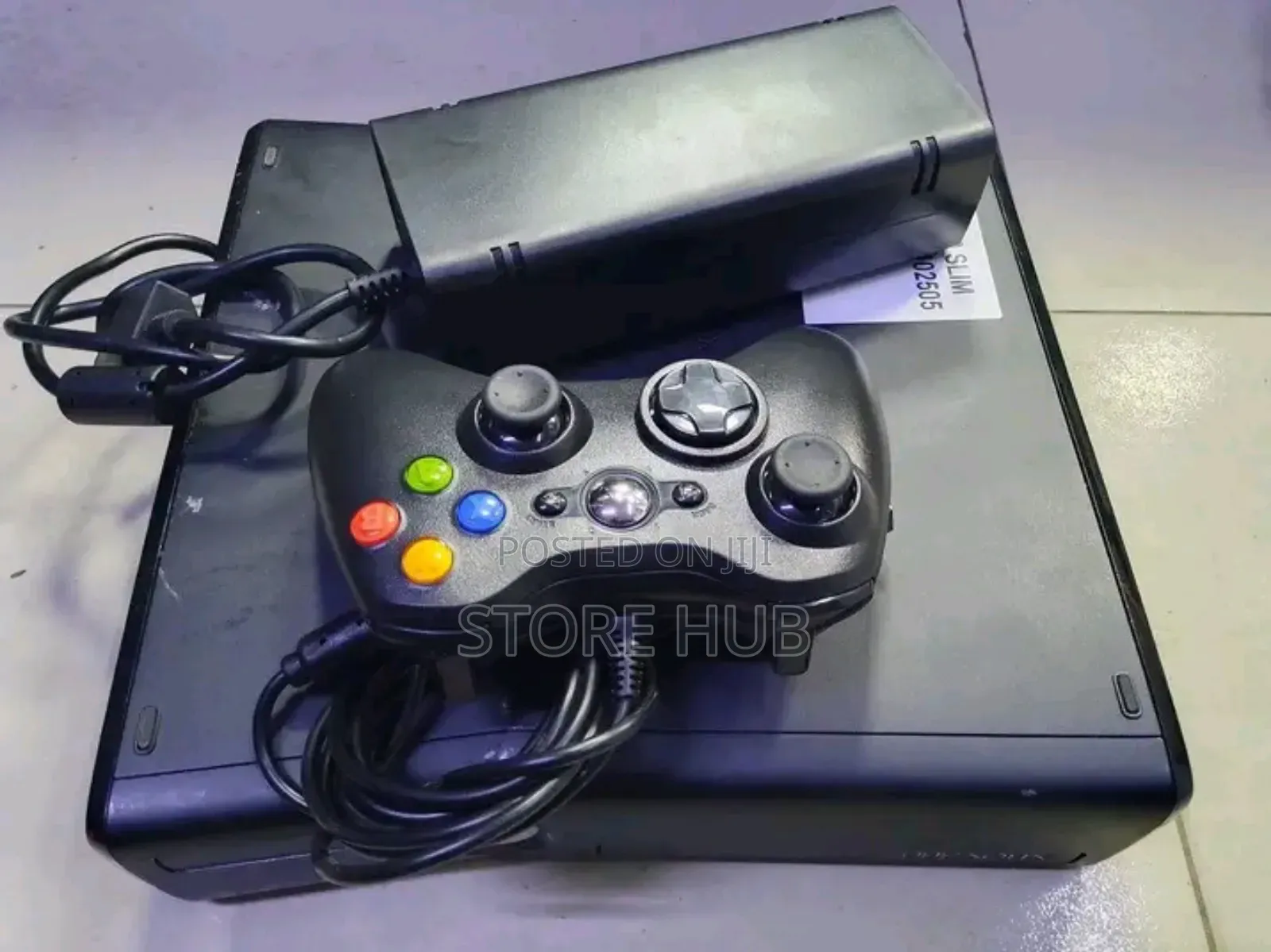 Xbox 360 With Games and Pad