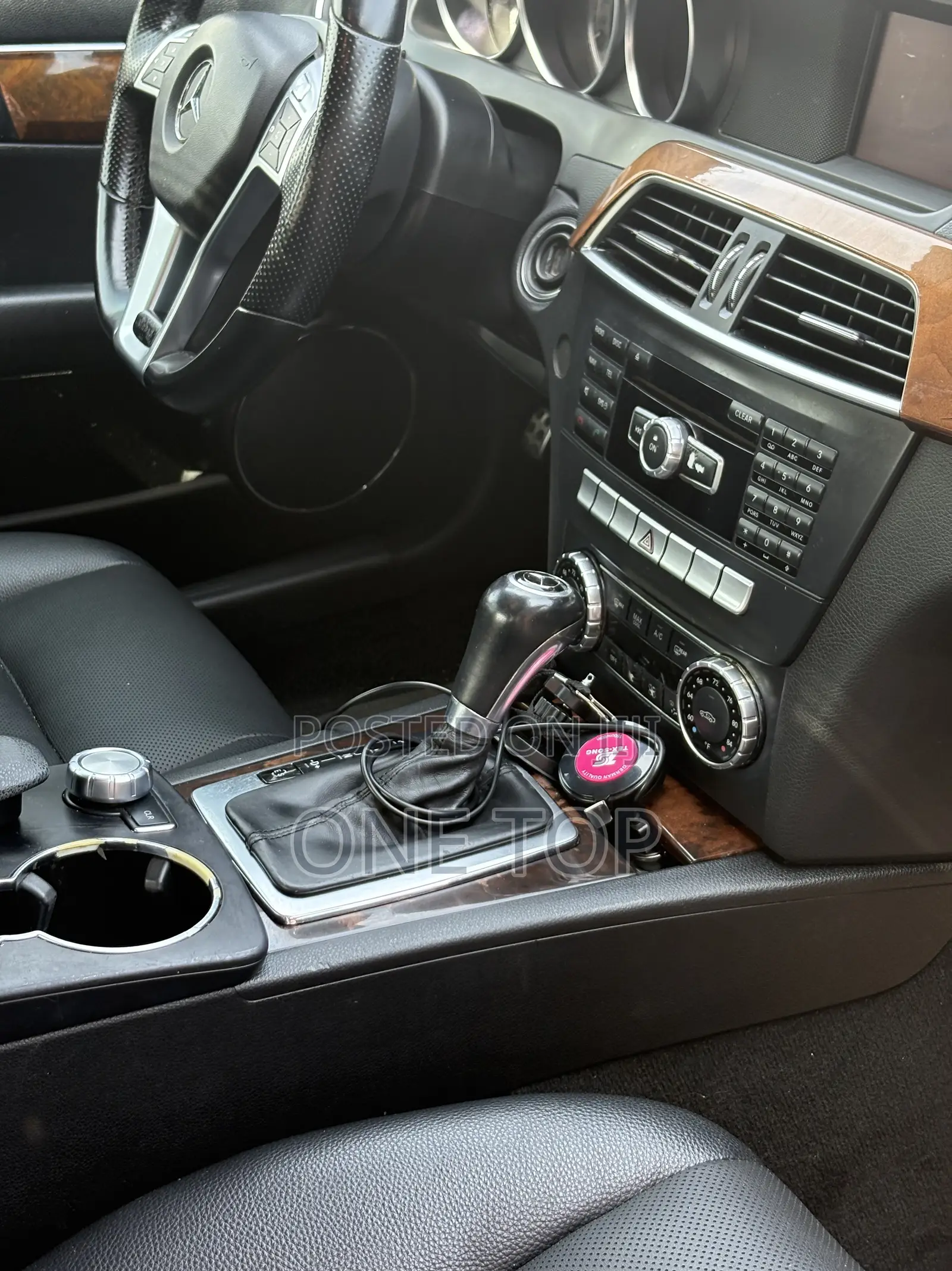 Mercedes-Benz C250 2014 Black