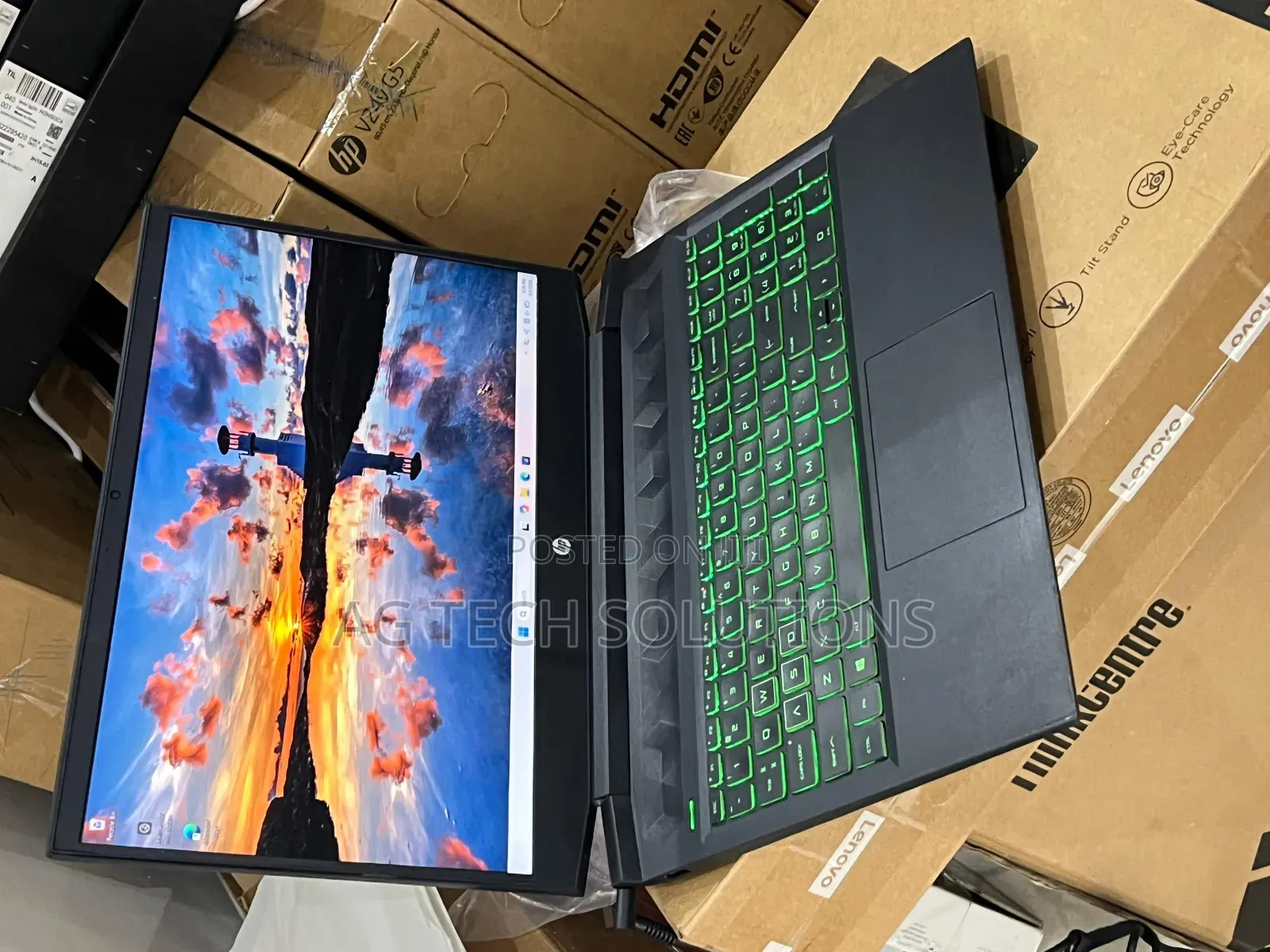 New Laptop HP 16GB Intel Core i5 SSD 256GB