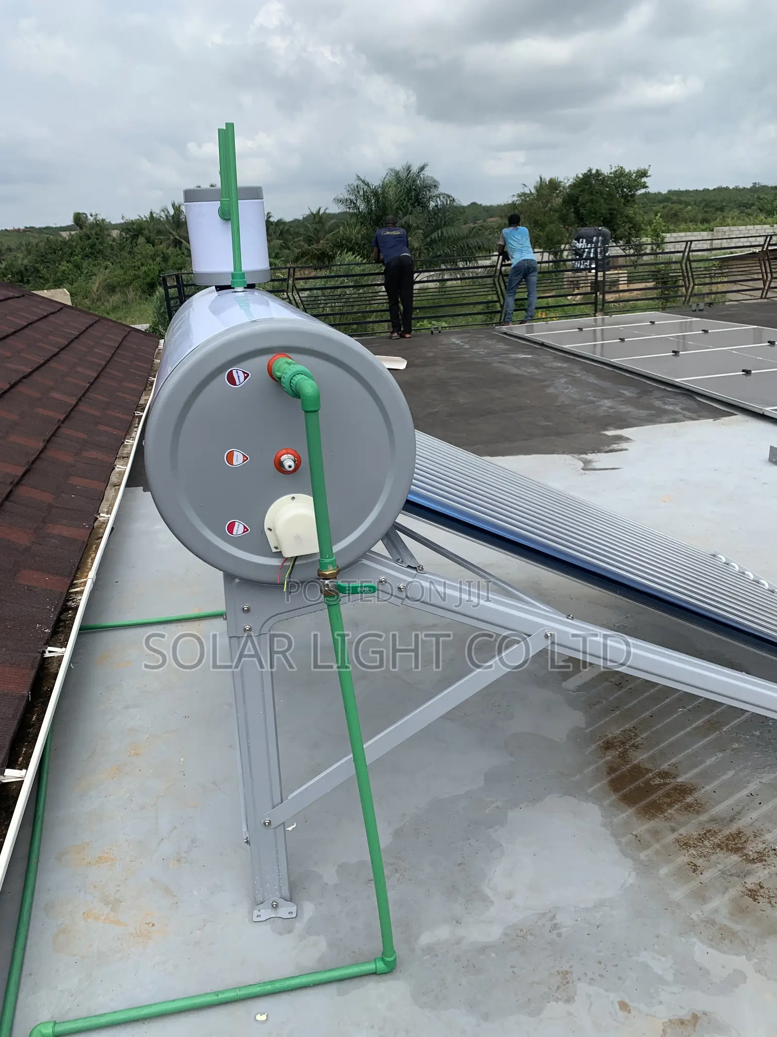 Solar Water Heater 150lt Pressurized - Special Deal