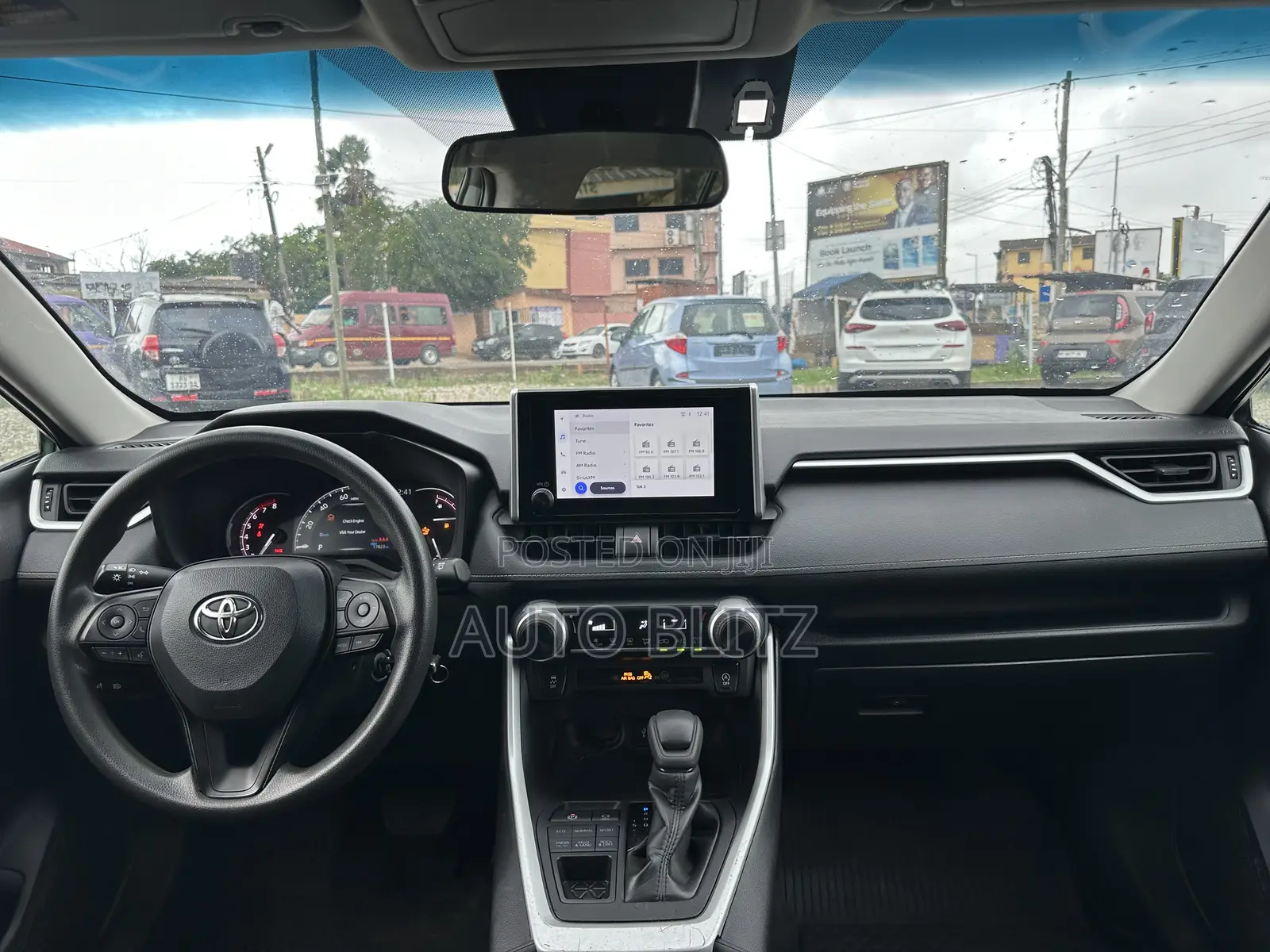 Toyota RAV4 2024 Green