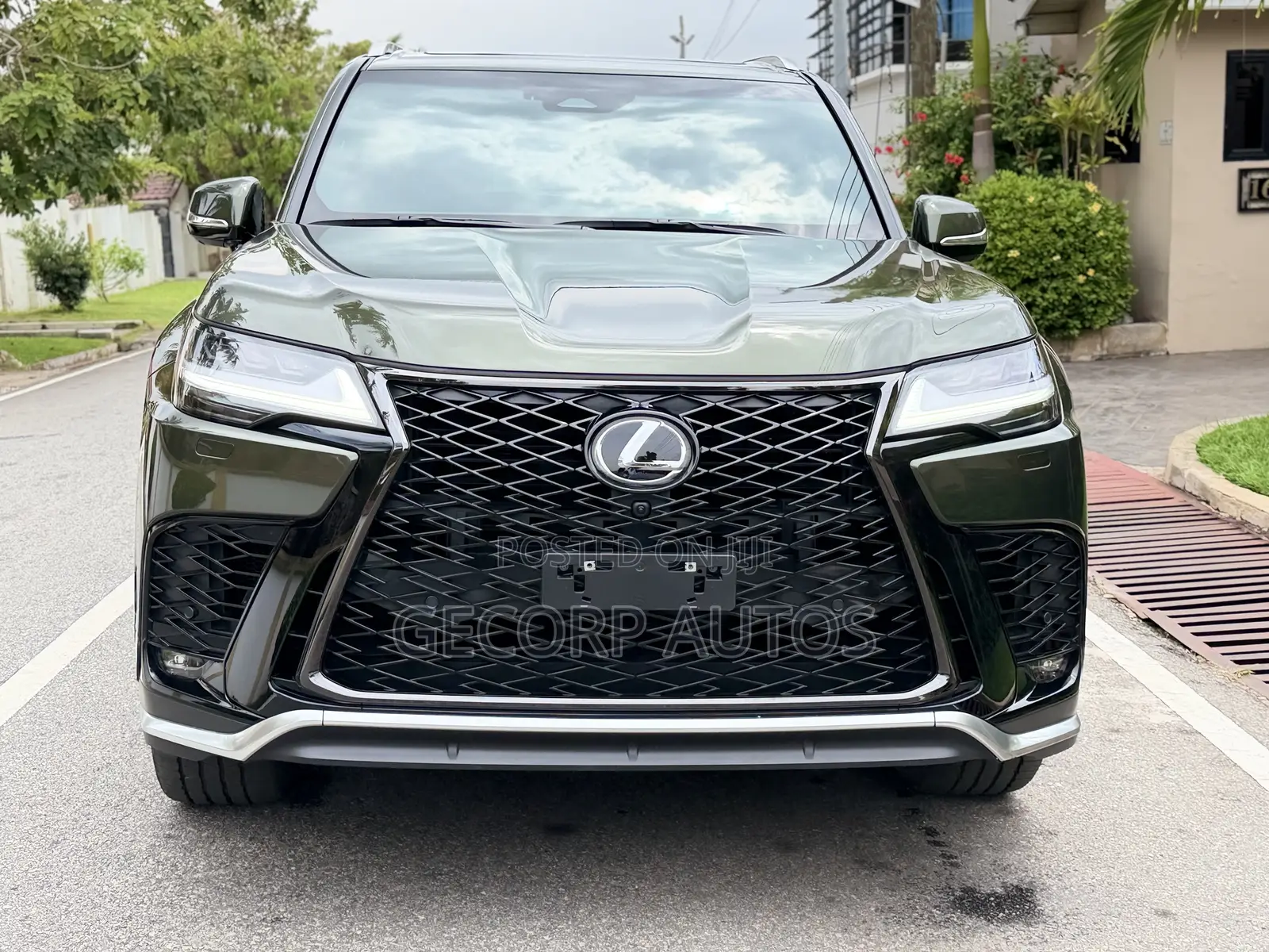 Lexus LX 700h 2025 Green