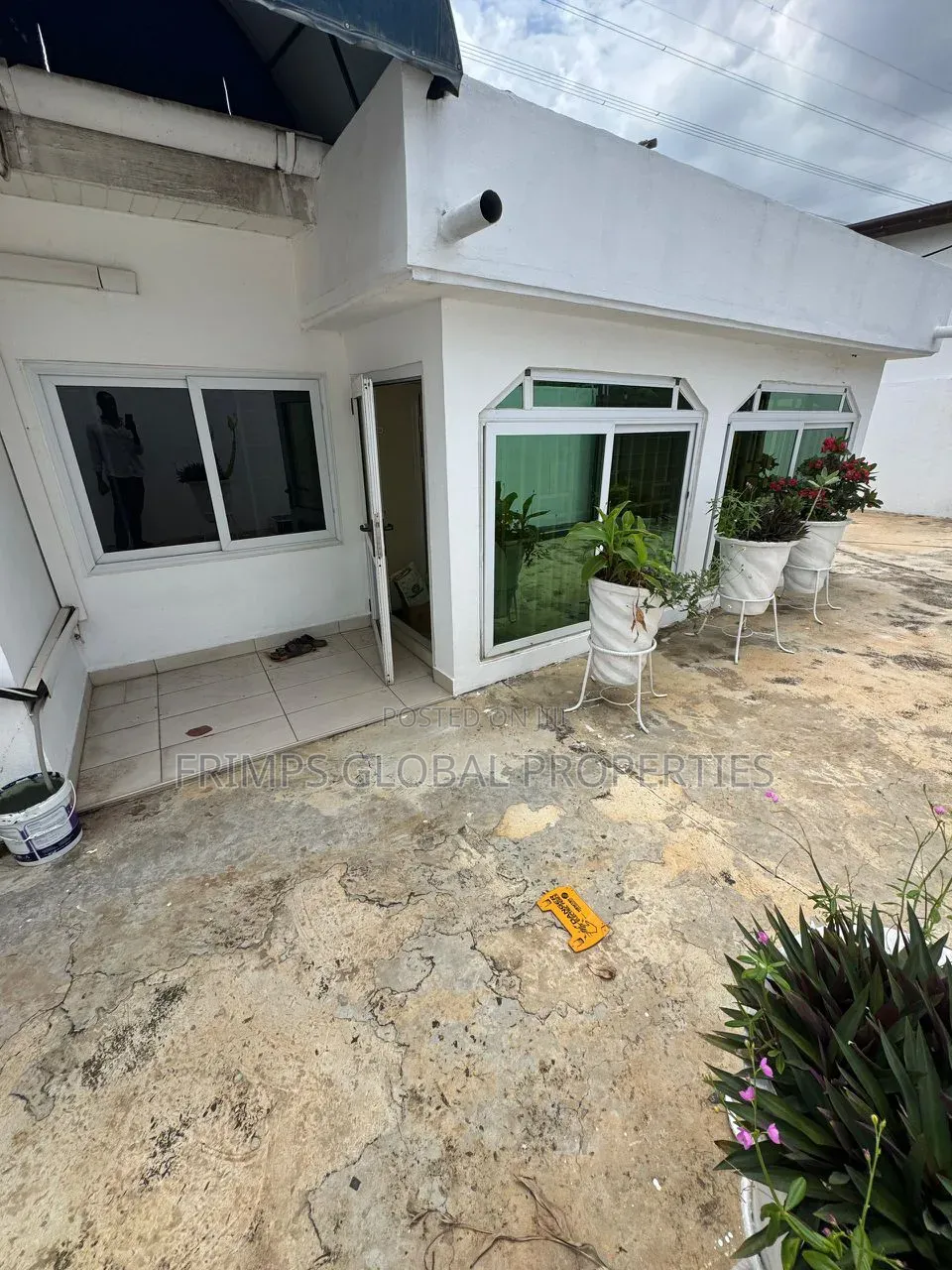 4bdrm House in Accra Metropolitan for sale