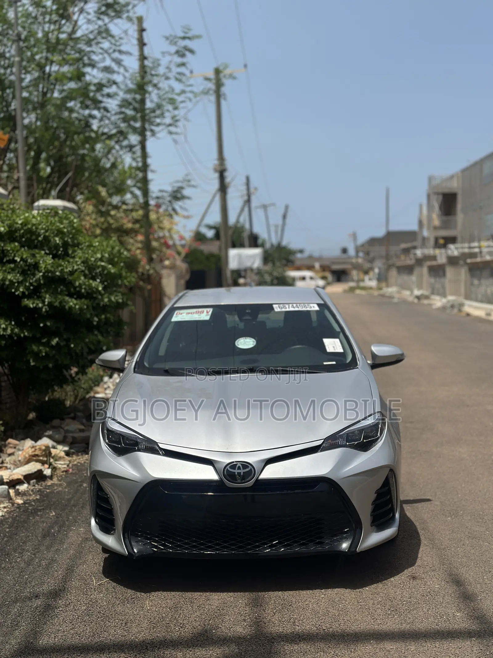 Toyota Corolla SE 4dr Sedan (1.8L 4cyl CVT) 2017 Silver