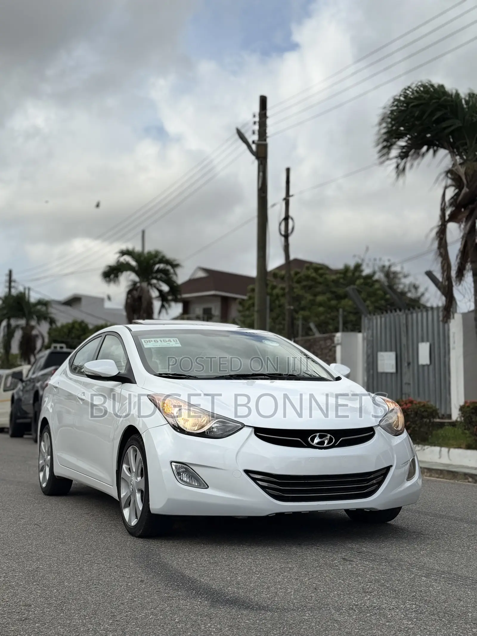Hyundai Elantra Limited 4dr Sedan (1.8L 4cyl 6A) 2014 White
