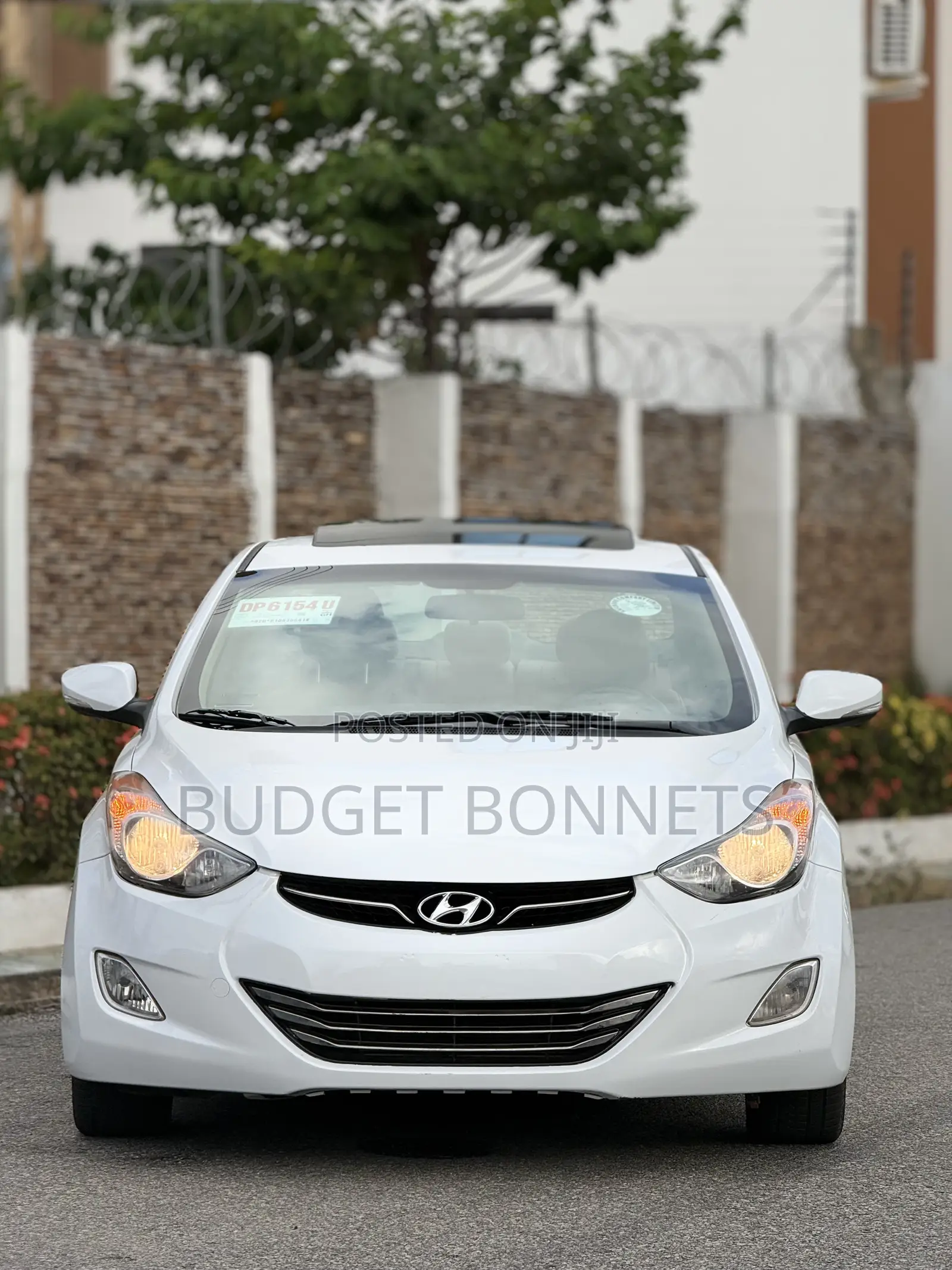 Hyundai Elantra Limited 4dr Sedan (1.8L 4cyl 6A) 2014 White