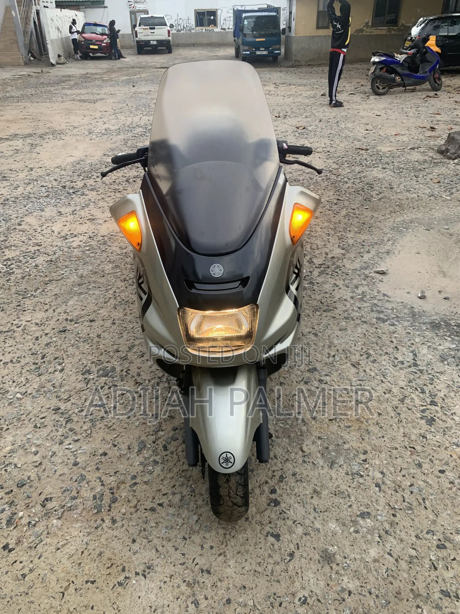 Yamaha Majesty 2024 Gold