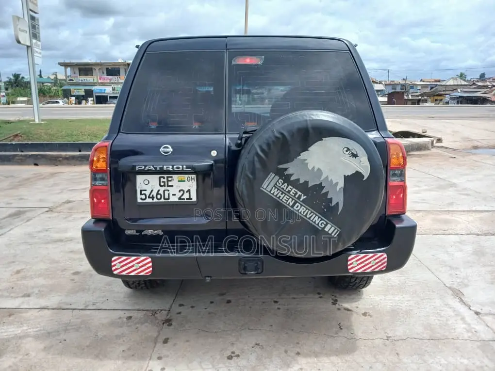 Nissan Patrol 2015 Black