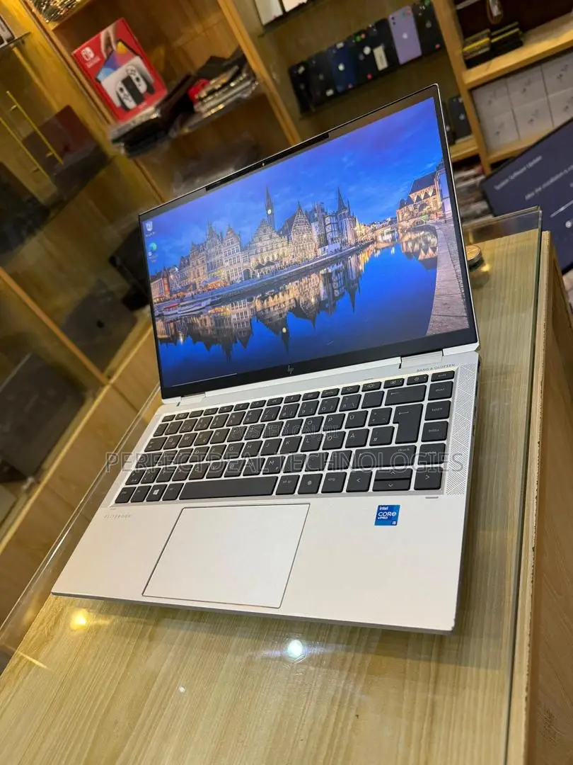 New Laptop HP EliteBook 1040 G8 16GB Intel Core i7 SSD 512GB