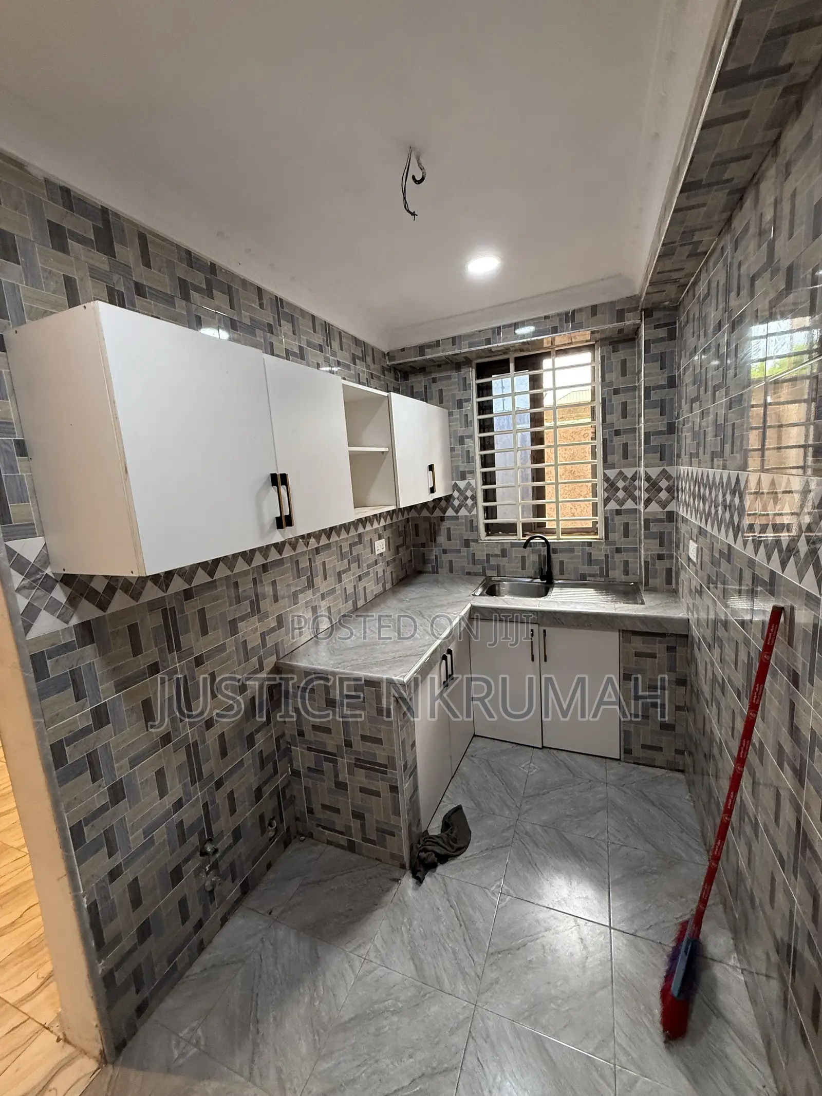 1bdrm Apartment in Mr Justice Estates, Old Barrier for rent