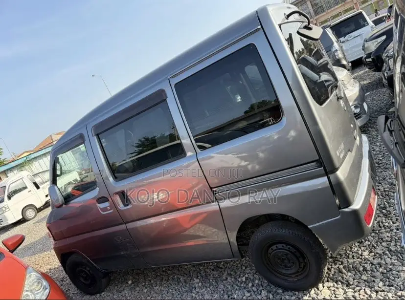 Nissan Clipper 2013 Grey