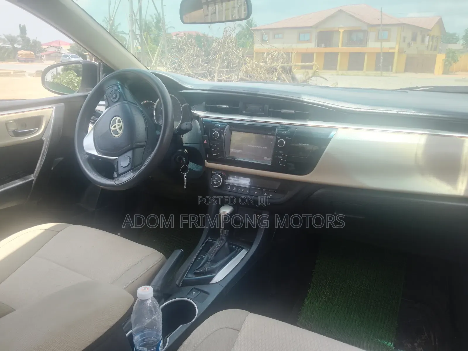 Toyota Corolla 2015 White