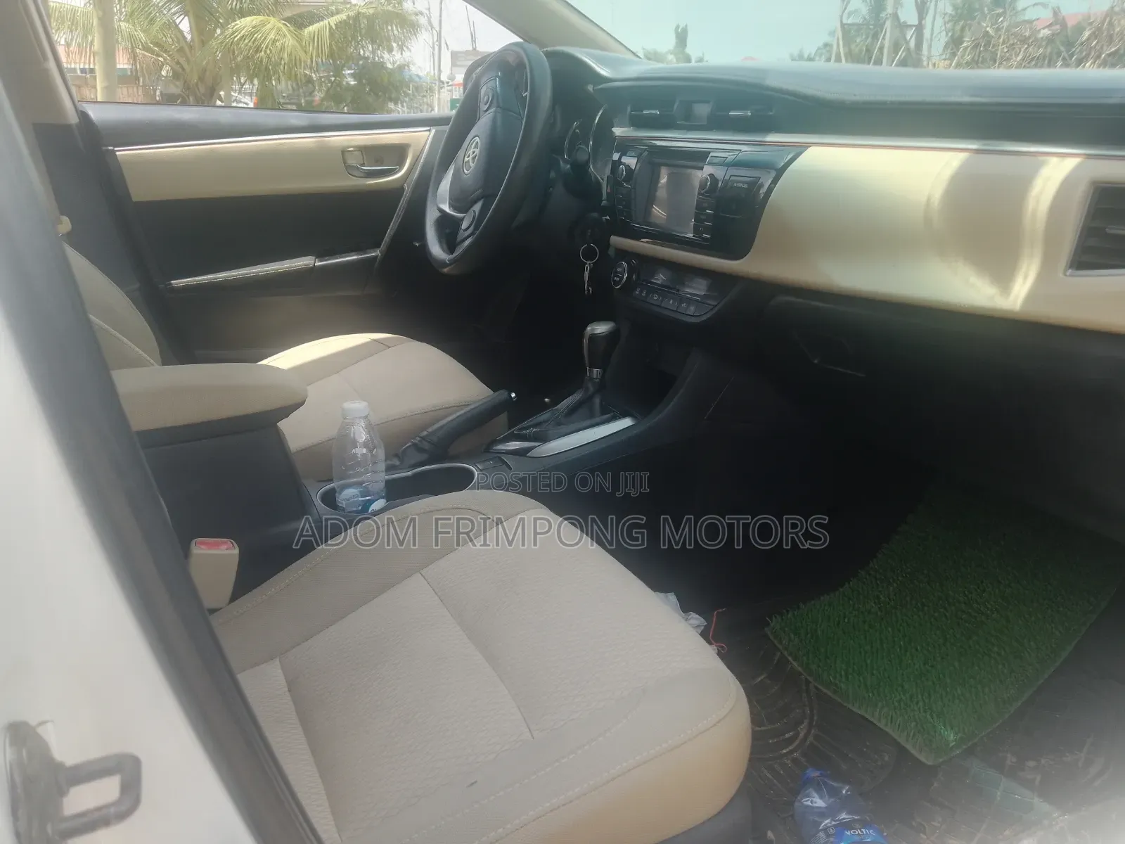 Toyota Corolla 2015 White