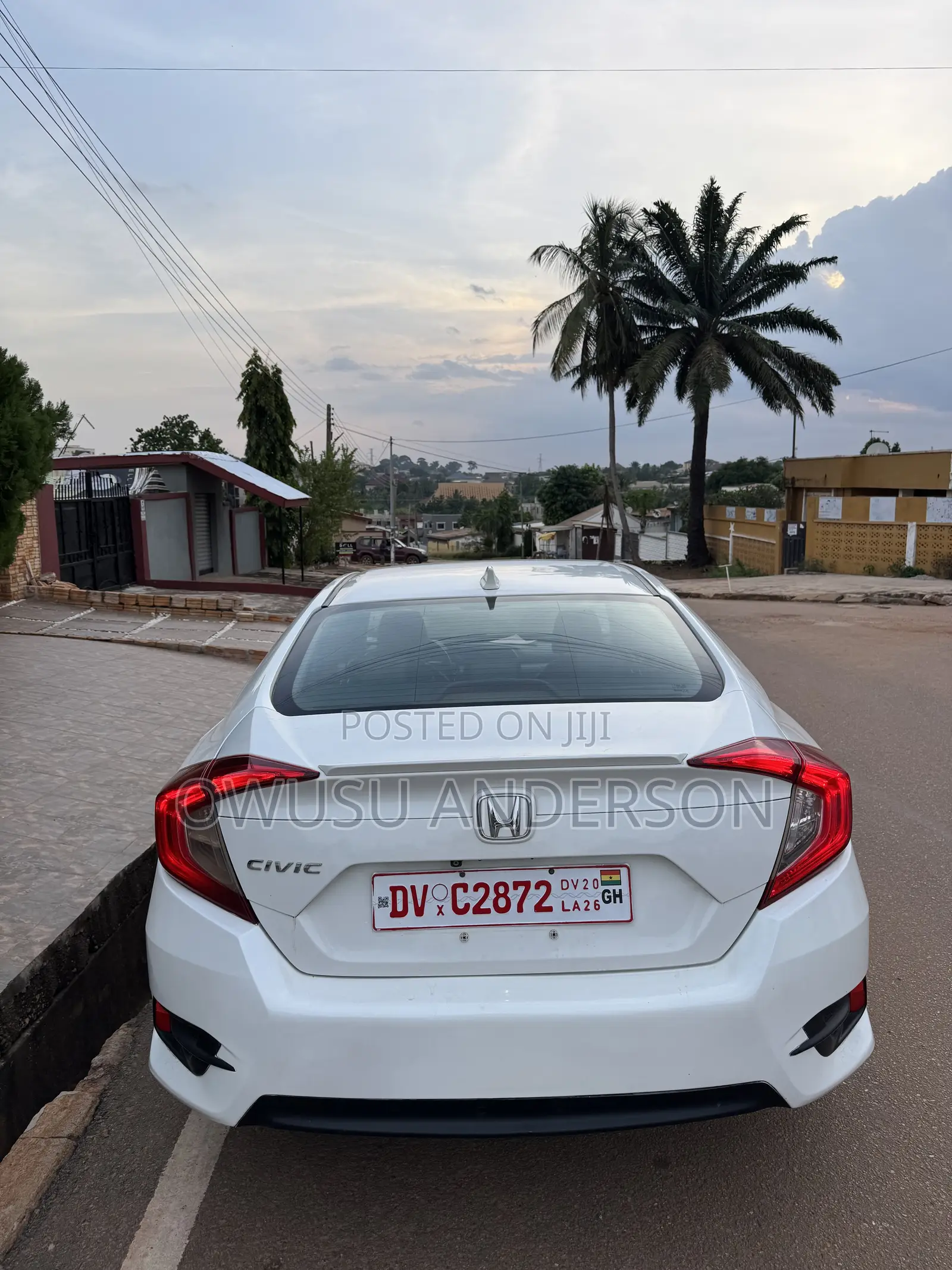 Honda Civic EX-L 4dr Sedan (1.5L 4cyl) 2017 White
