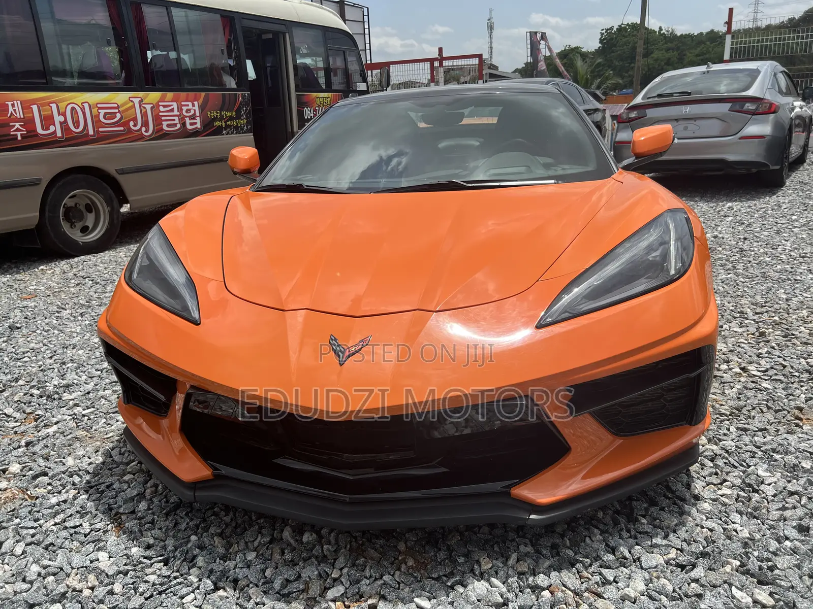 Chevrolet Corvette Stingray Convertible w/2LT 2023 Orange