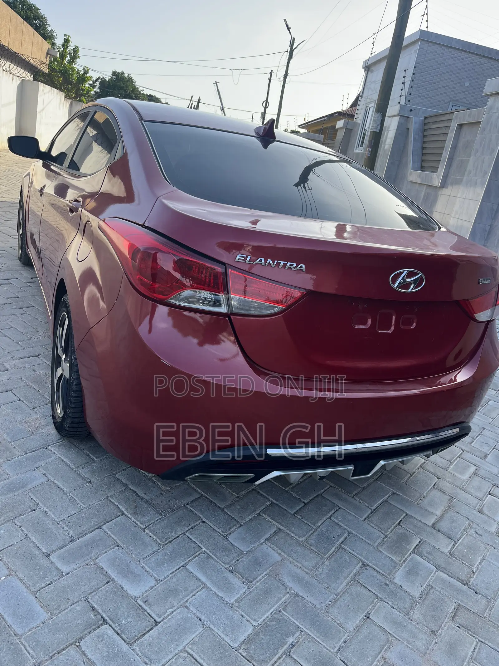 Hyundai Elantra Limited Sedan FWD (1.8L 4cyl 6A) 2013 Red