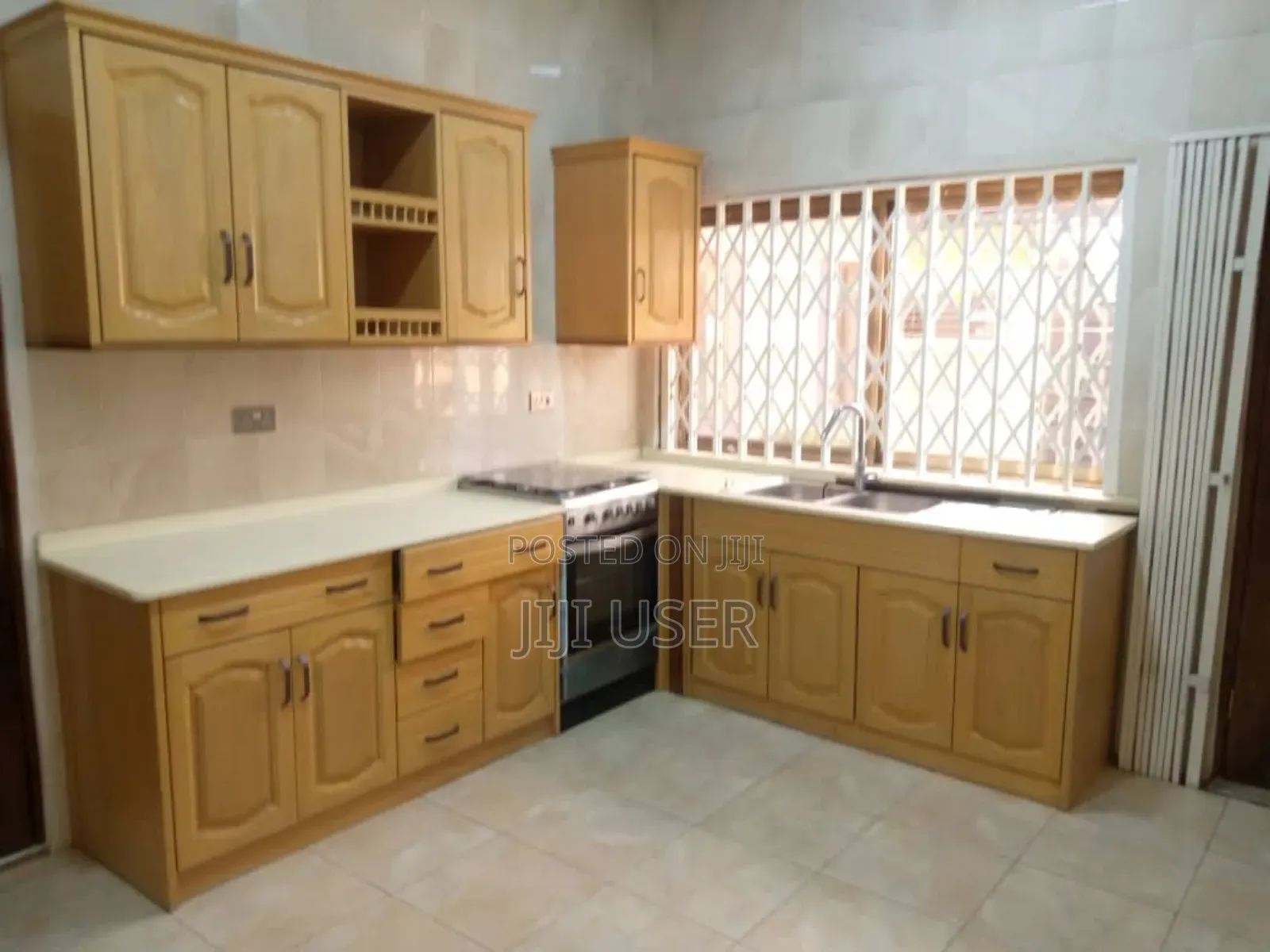 3bdrm House in Trasacco, Boundary Road Area for rent