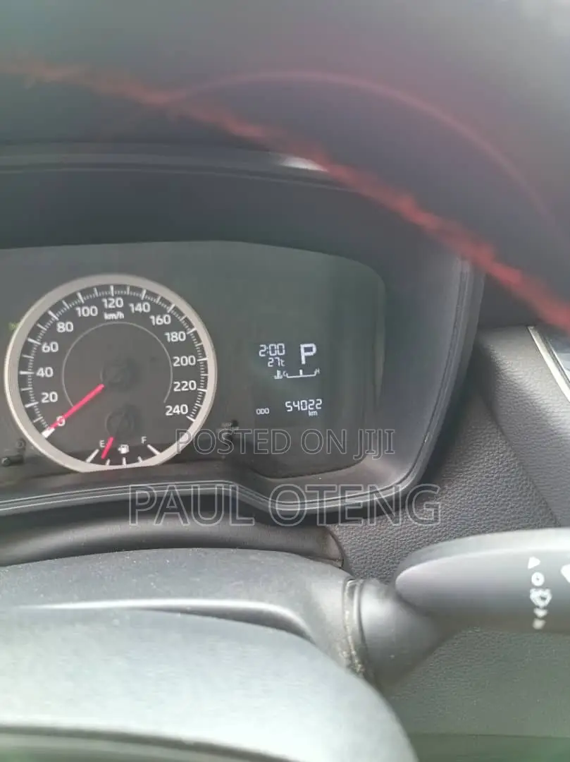 Toyota Corolla XLE 2020 Silver