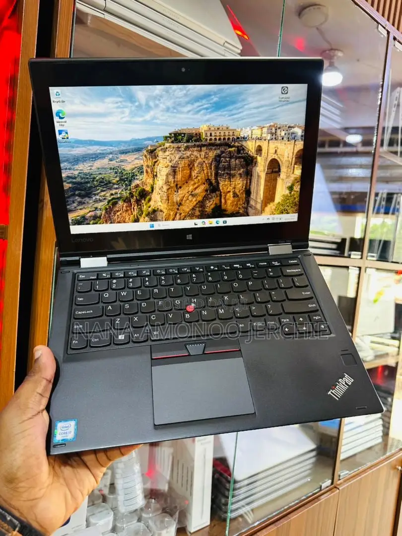 Laptop Lenovo Yoga 260 8GB Intel Core i7 SSD 256GB