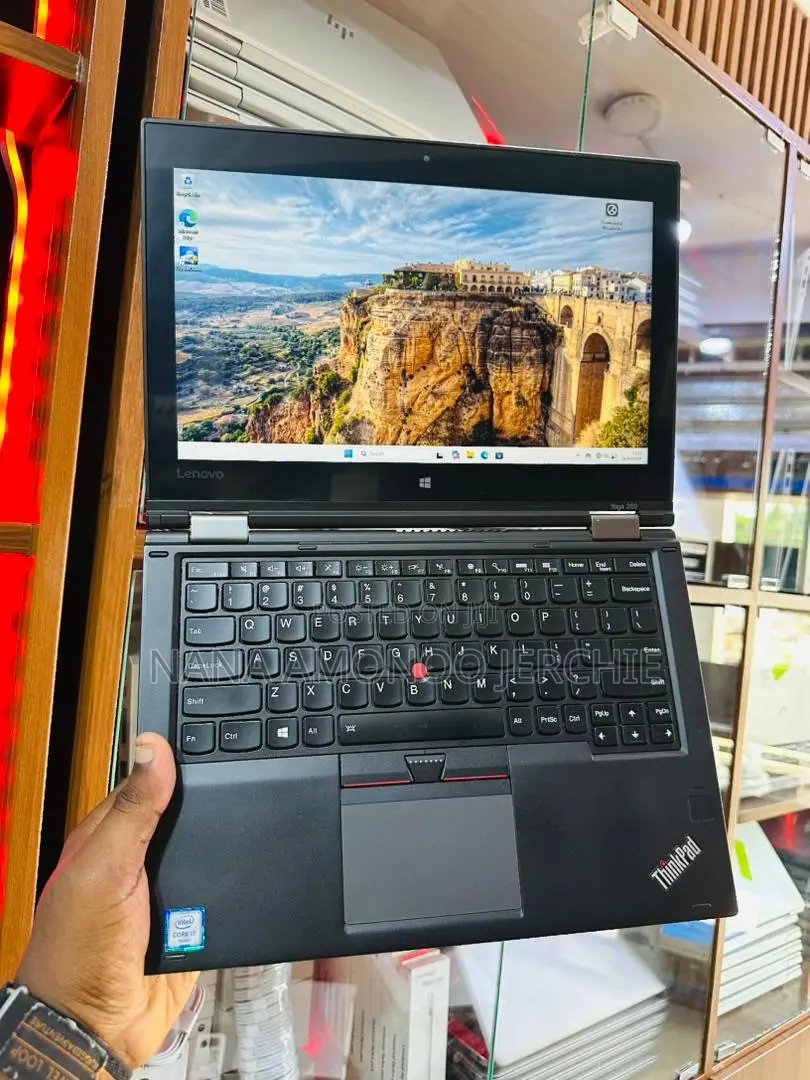 Laptop Lenovo Yoga 260 8GB Intel Core i7 SSD 256GB