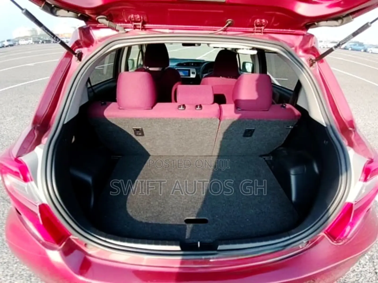 Toyota Vitz 2016 Red