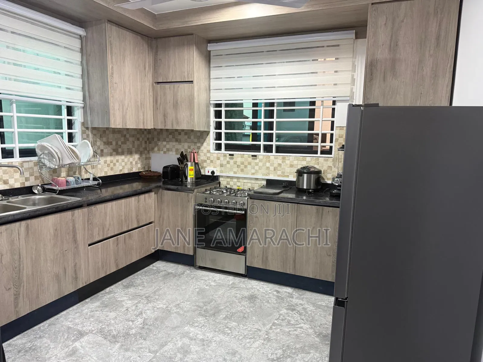 2bdrm Apartment in East Airport, Papaye for rent