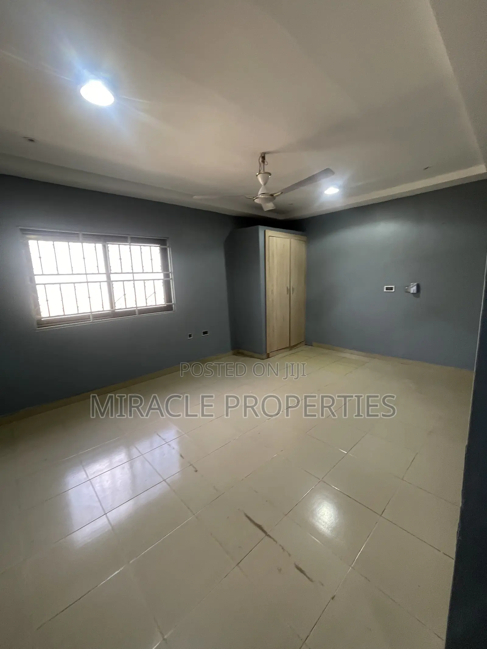 2bdrm Apartment in Miracle Properties, Madina for rent