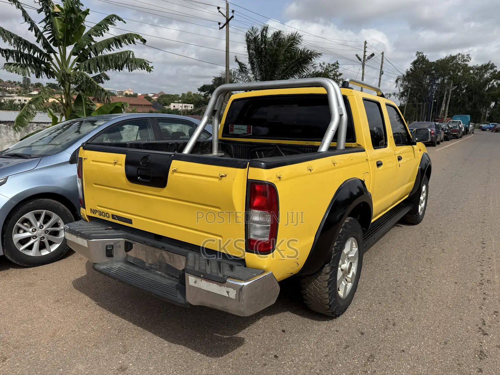 New Nissan Hardbody 2017 Yellow