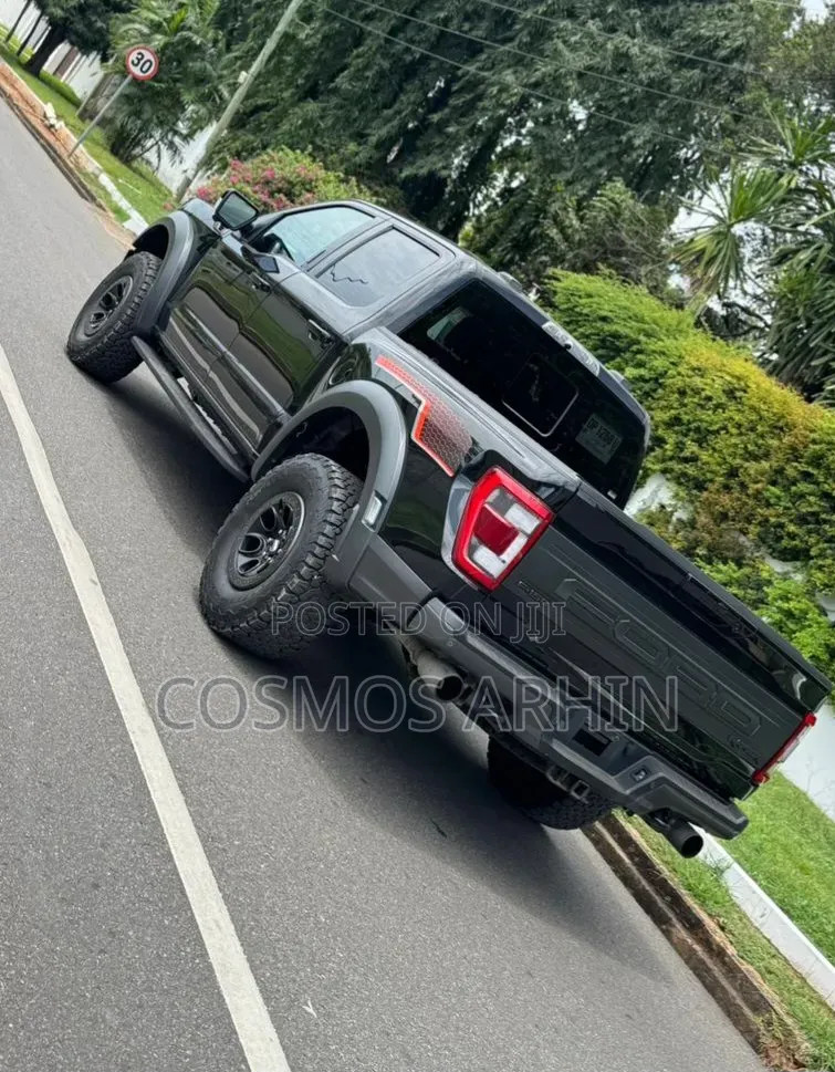 Ford F-150 2022 Black