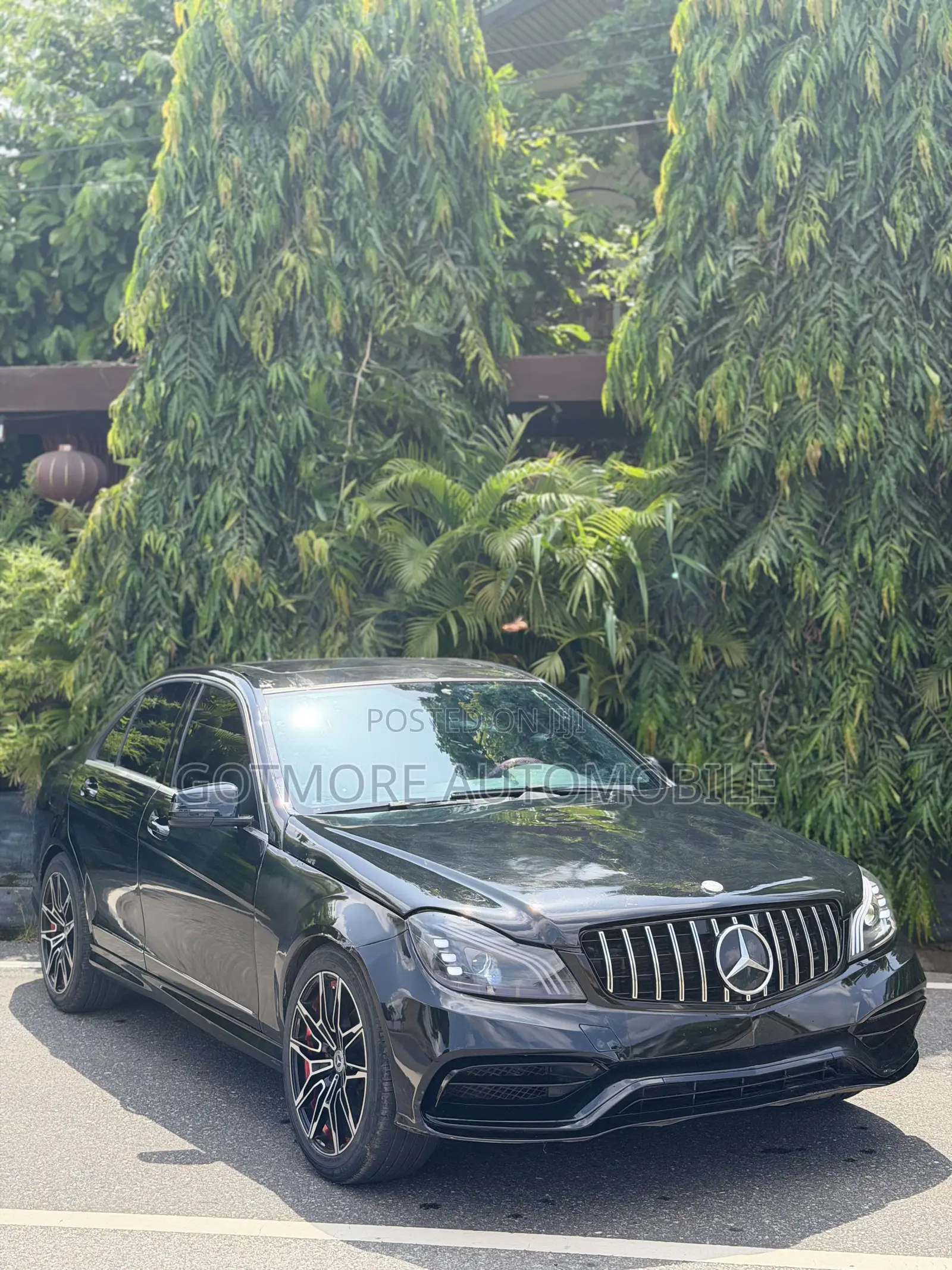 Mercedes-Benz C250 2014 Black