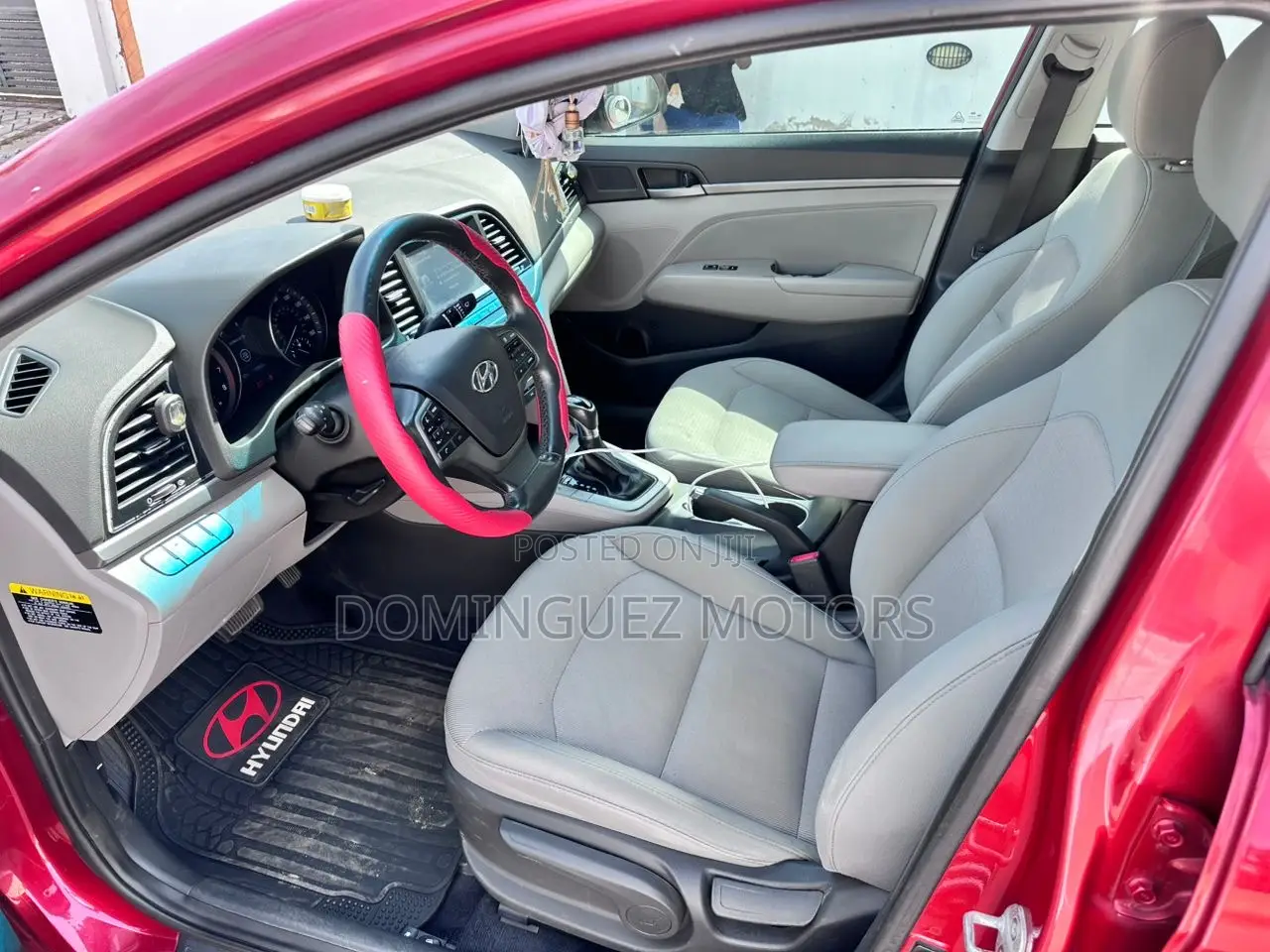Hyundai Elantra 2017 Red