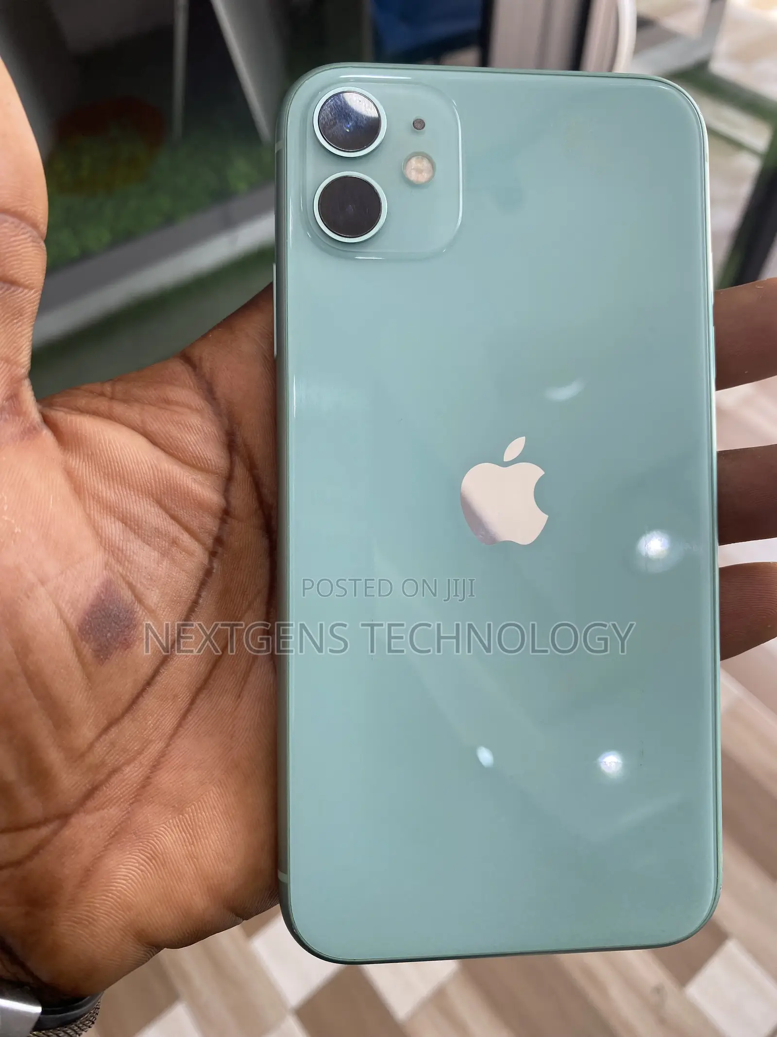 Apple iPhone 11 256 GB Green