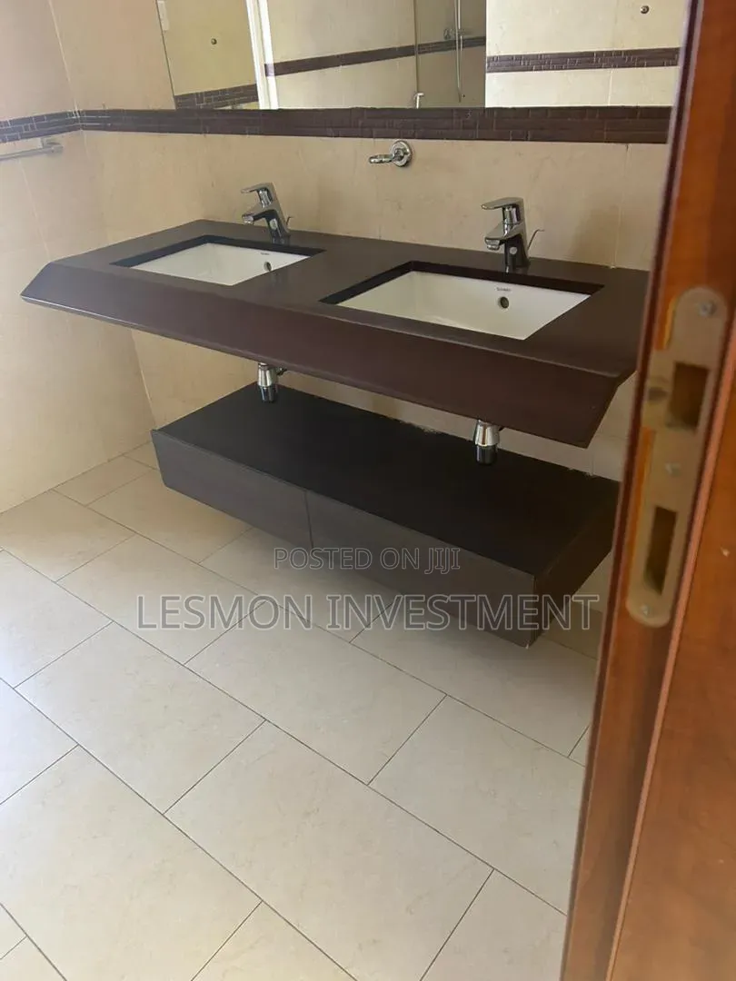 3bdrm House in Lesmon Investment, Acquinas for rent