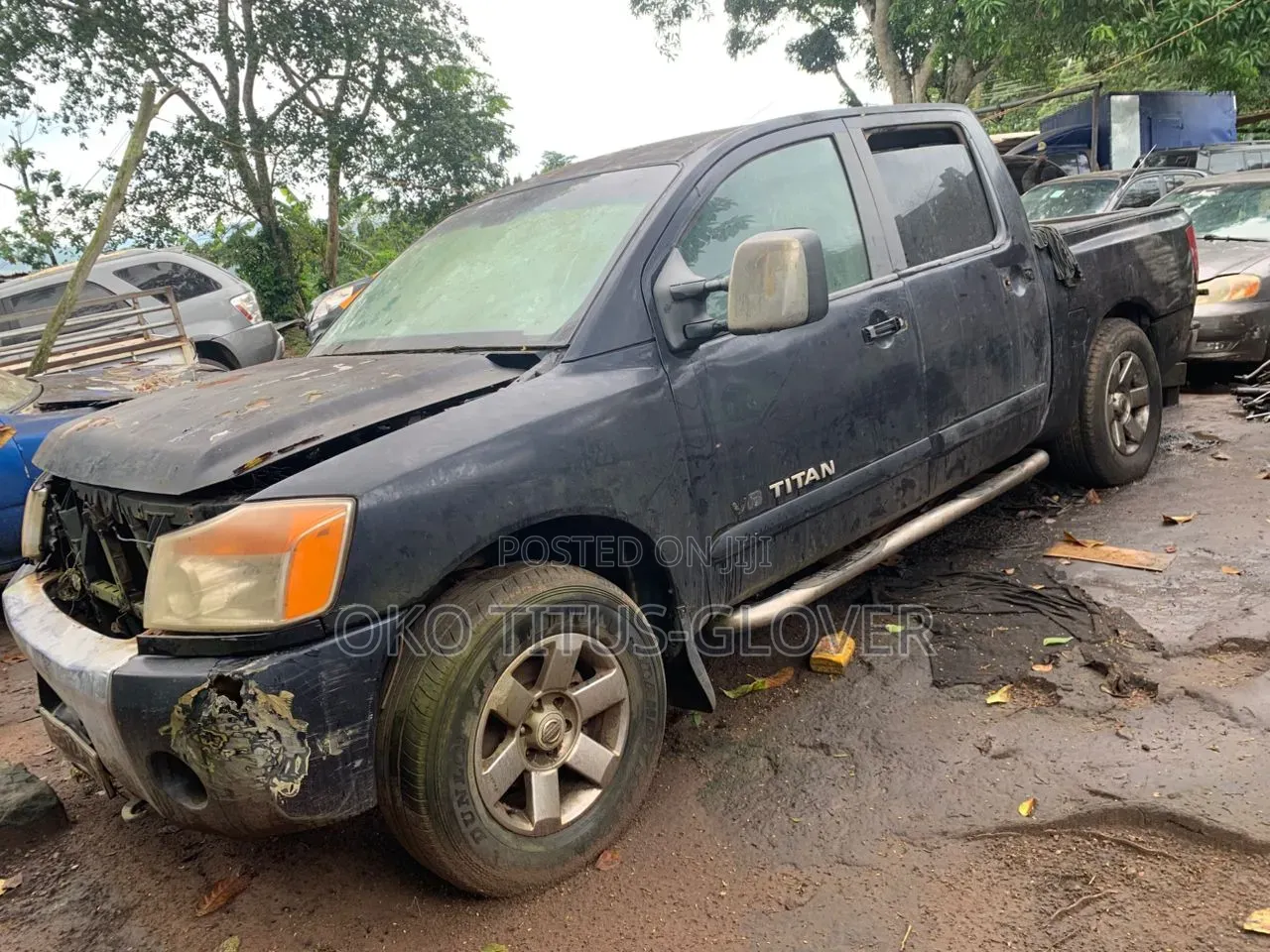 Nissan Titan Crew Cab SE 4x4 2010 Blue