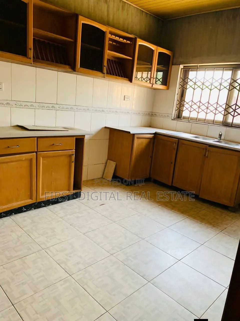 5bdrm House in First Digital Real, Social Welfare for sale