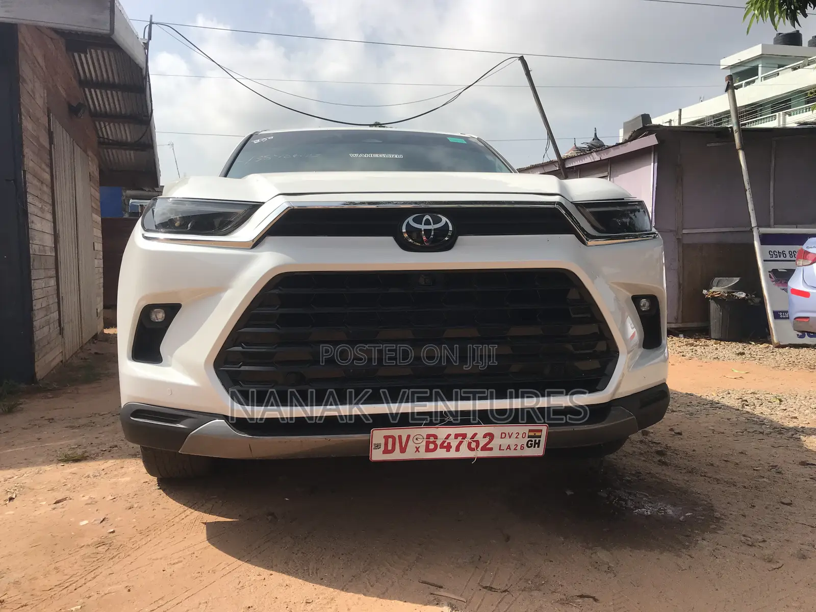 Toyota Highlander Platinum AWD 2024 White