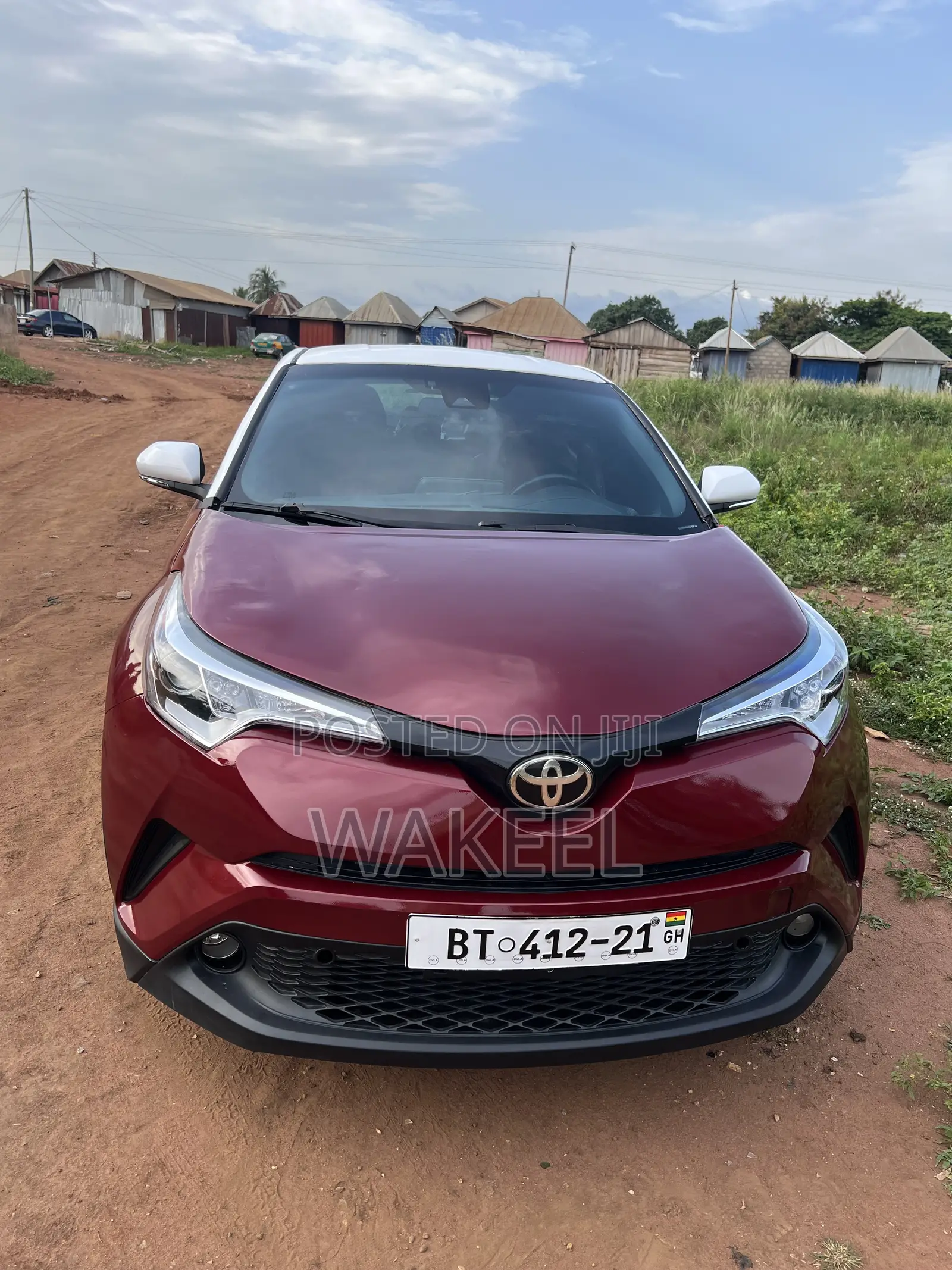 Toyota C-HR XLE FWD Sport Utility (2.0L 4cyl 2AM) 2018 Red