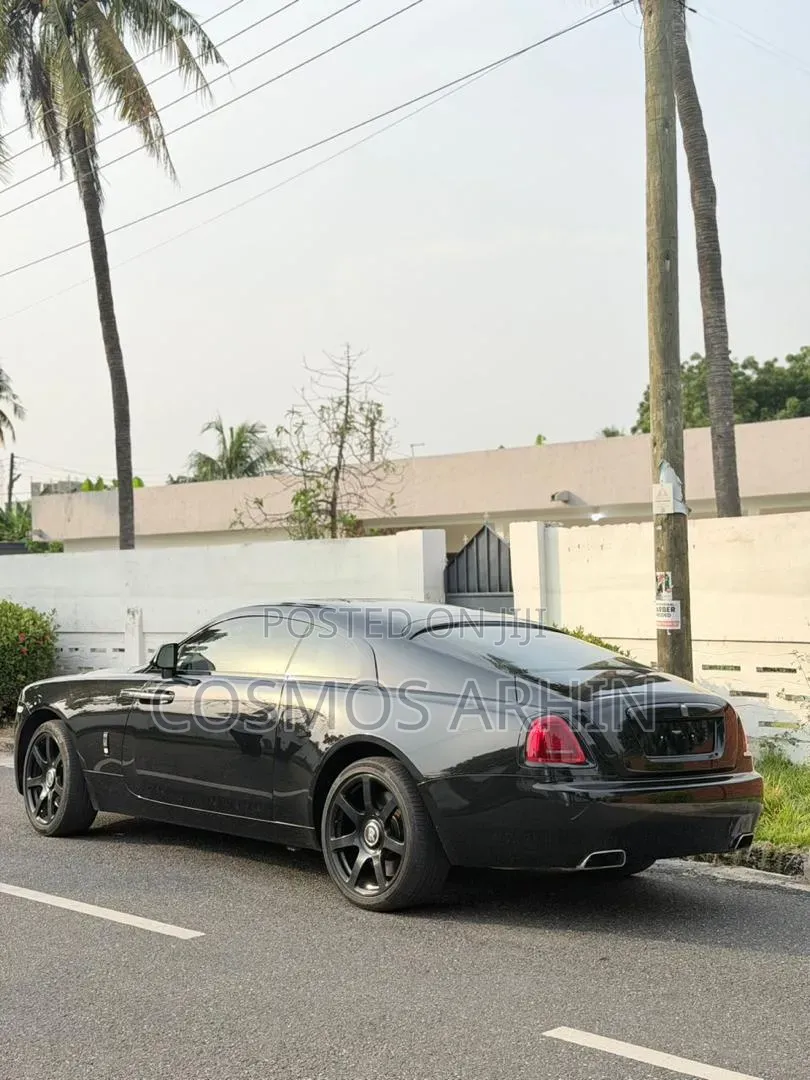 Rolls-Royce Wraith 6.6 RWD 2018 Black