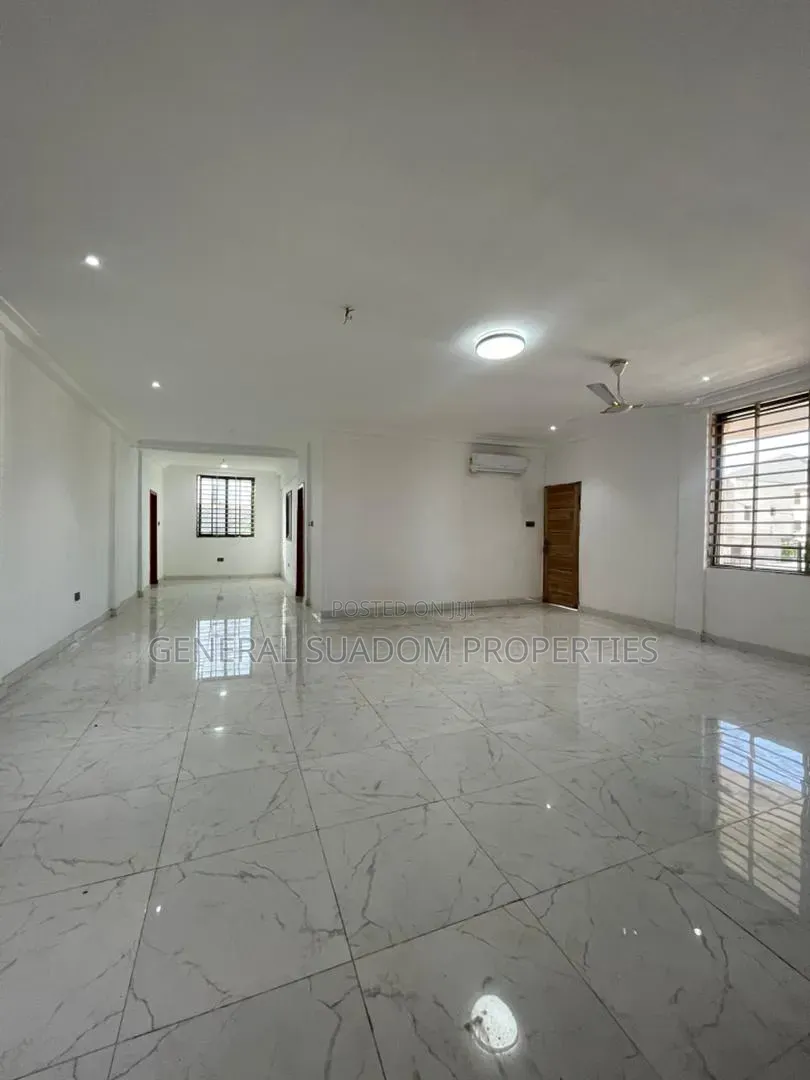 2bdrm Apartment in Sakumono for rent