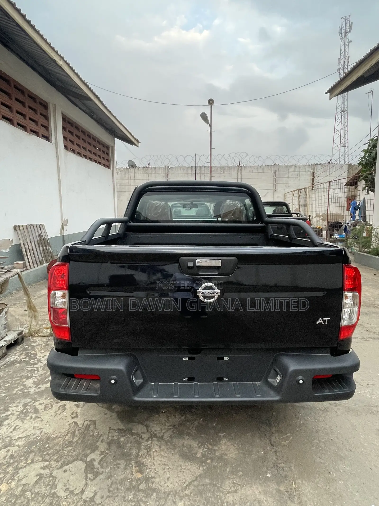 New Nissan Pick-Up 2025 Black