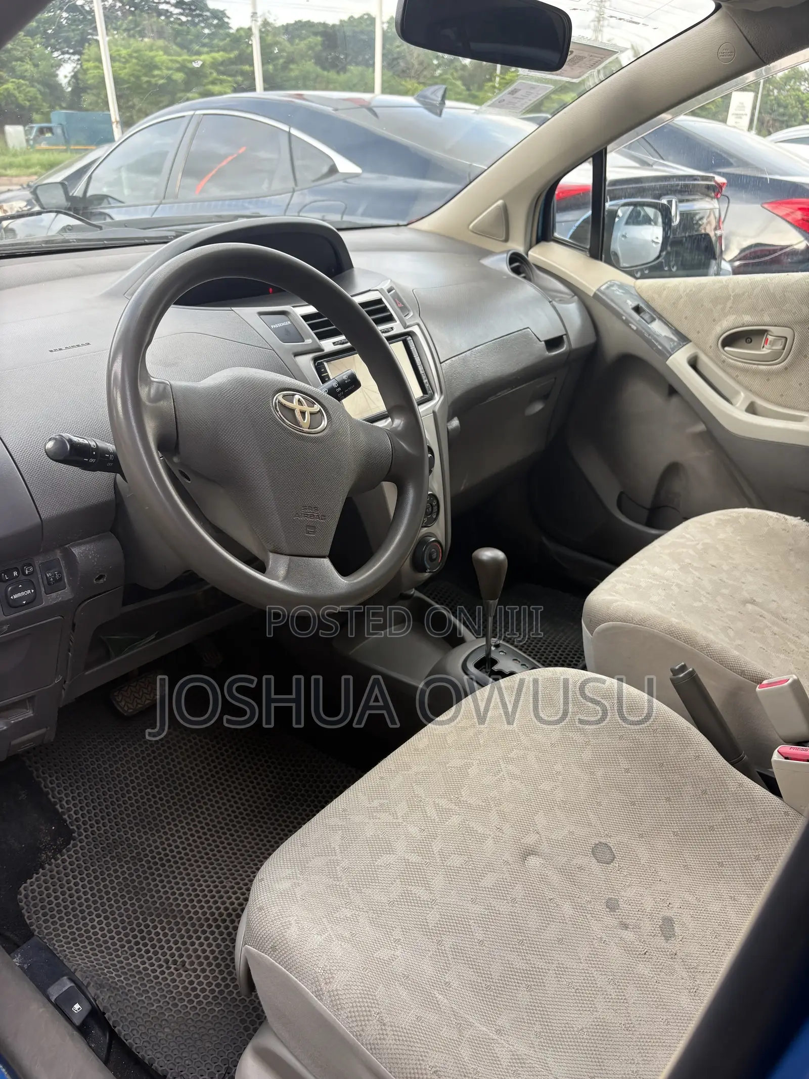 Toyota Vitz 1.3 FWD 5dr 2010 Blue