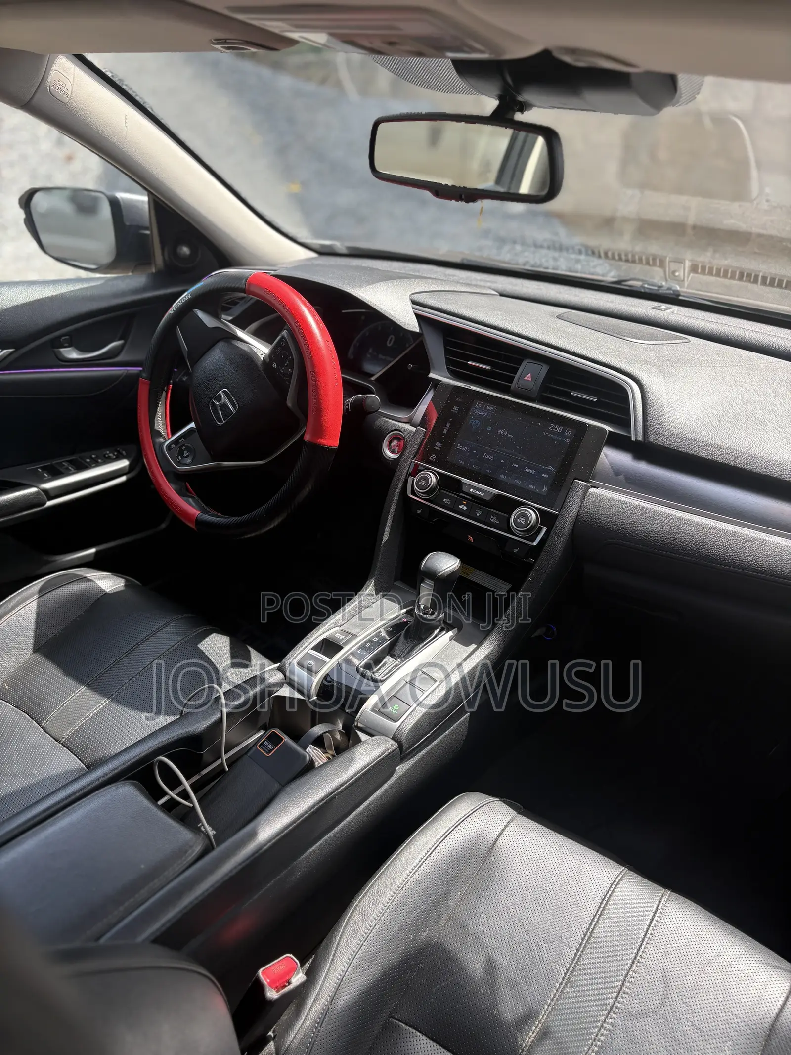 Honda Civic Touring 4dr Sedan (1.5L 4cyl) 2017 Gray