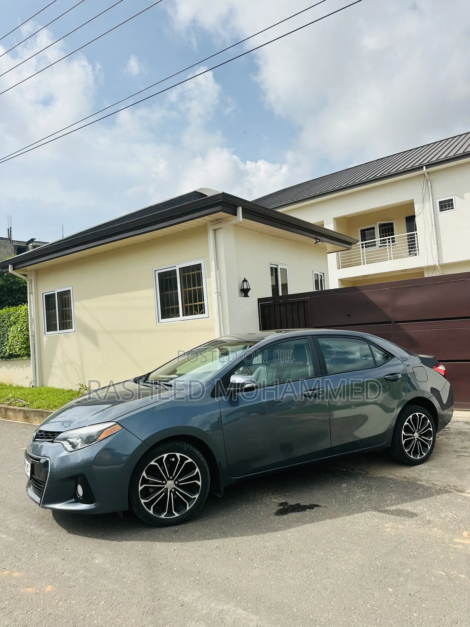 Toyota Corolla S w/Special Edition Pkg (1.8L 4cyl CVT) 2016 Gray