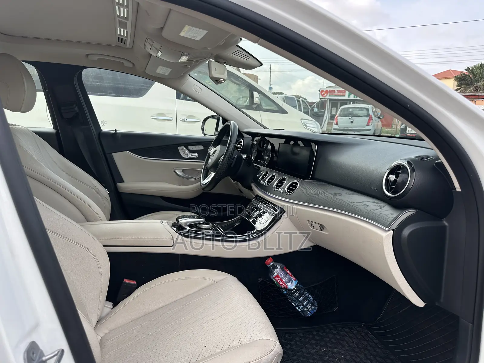 Mercedes-Benz E300 2017 White