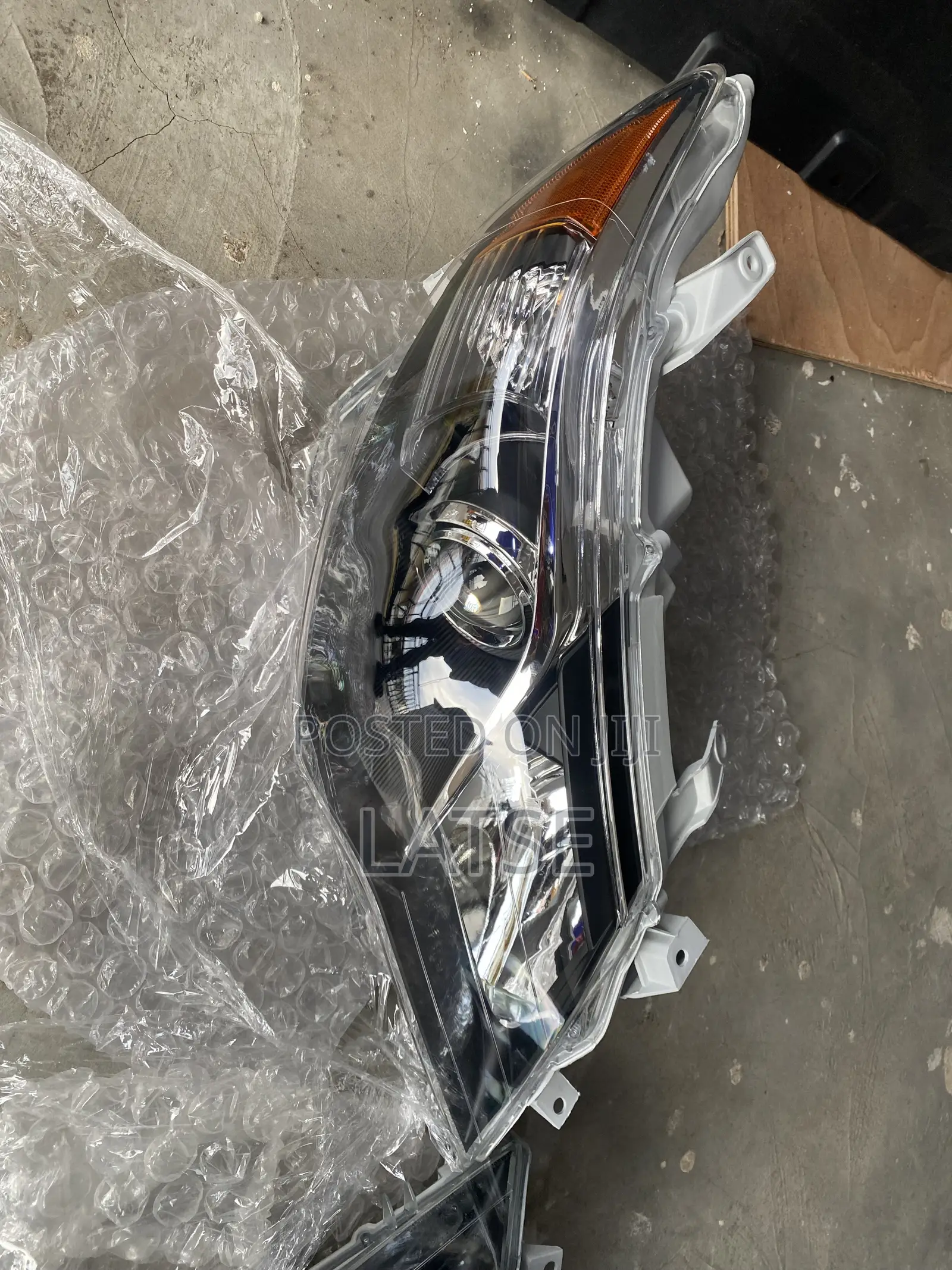 Toyota Camry Spider 2012,2013,2014 Headlight Pair