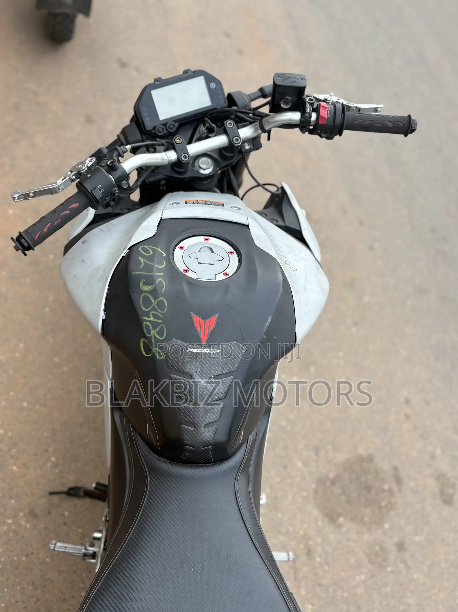 Yamaha 2022 Gray