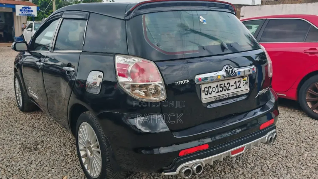 Toyota Matrix XR Hatchback FWD (1.8L 4cyl 4A) 2007 Black